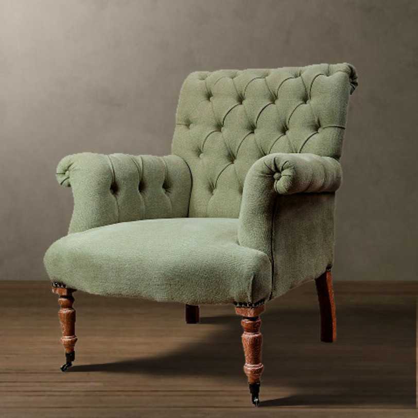 Кресло в спб. Кресло классическое. Кресло зеленого цвета. Мягкое кресло на ножках. Кресло с зеленой обивкой.